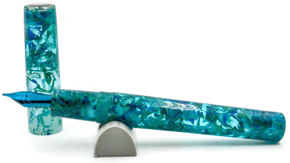 L36 - Evancio -Turquoise ribbon Demonstrator