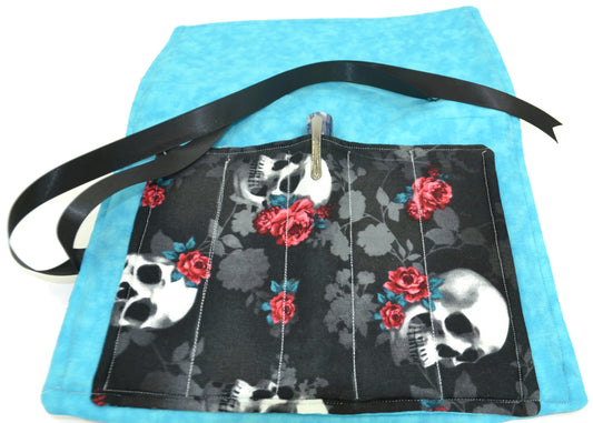 Pen Roll - Skulls and Roses