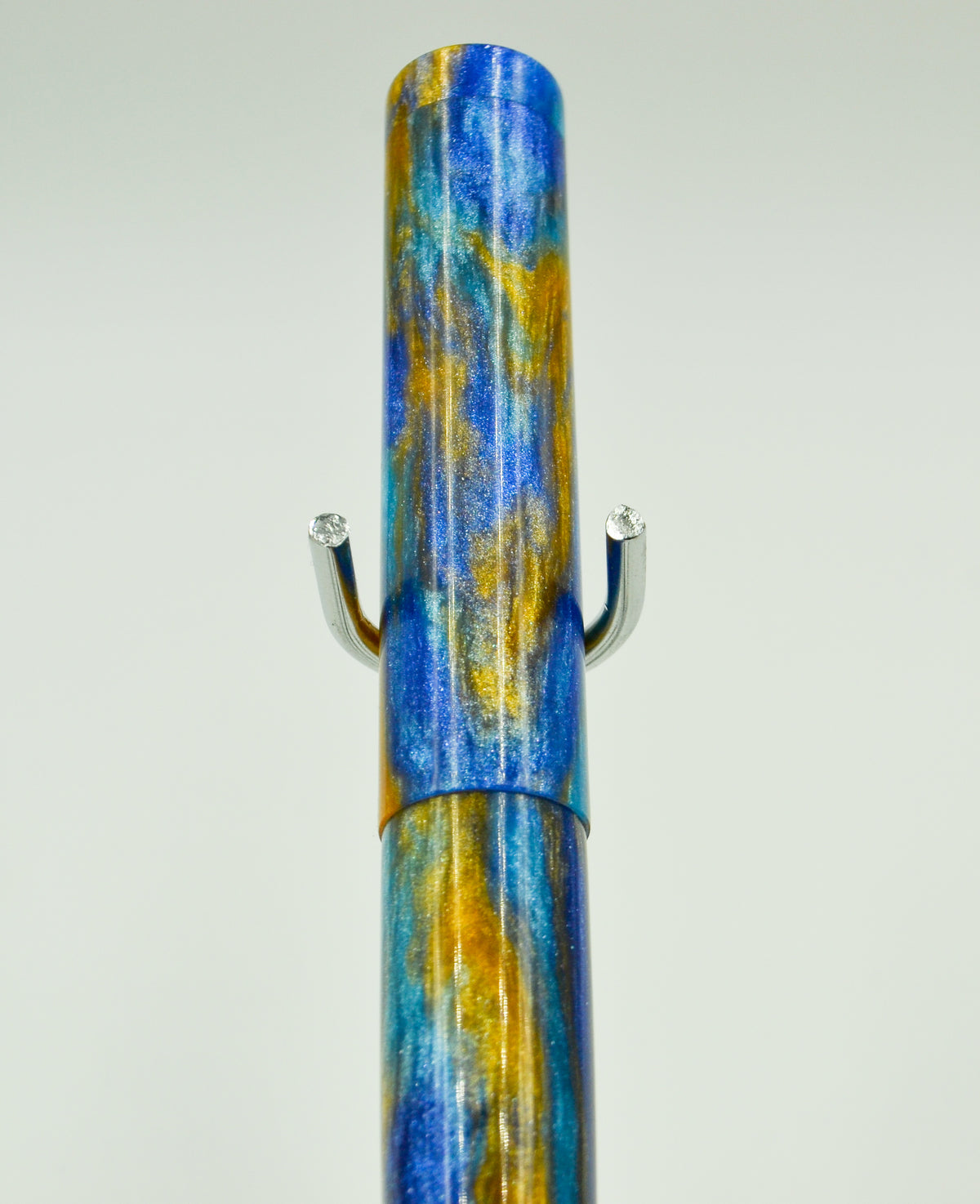 M414C - Blue Macaw Diamond Cast