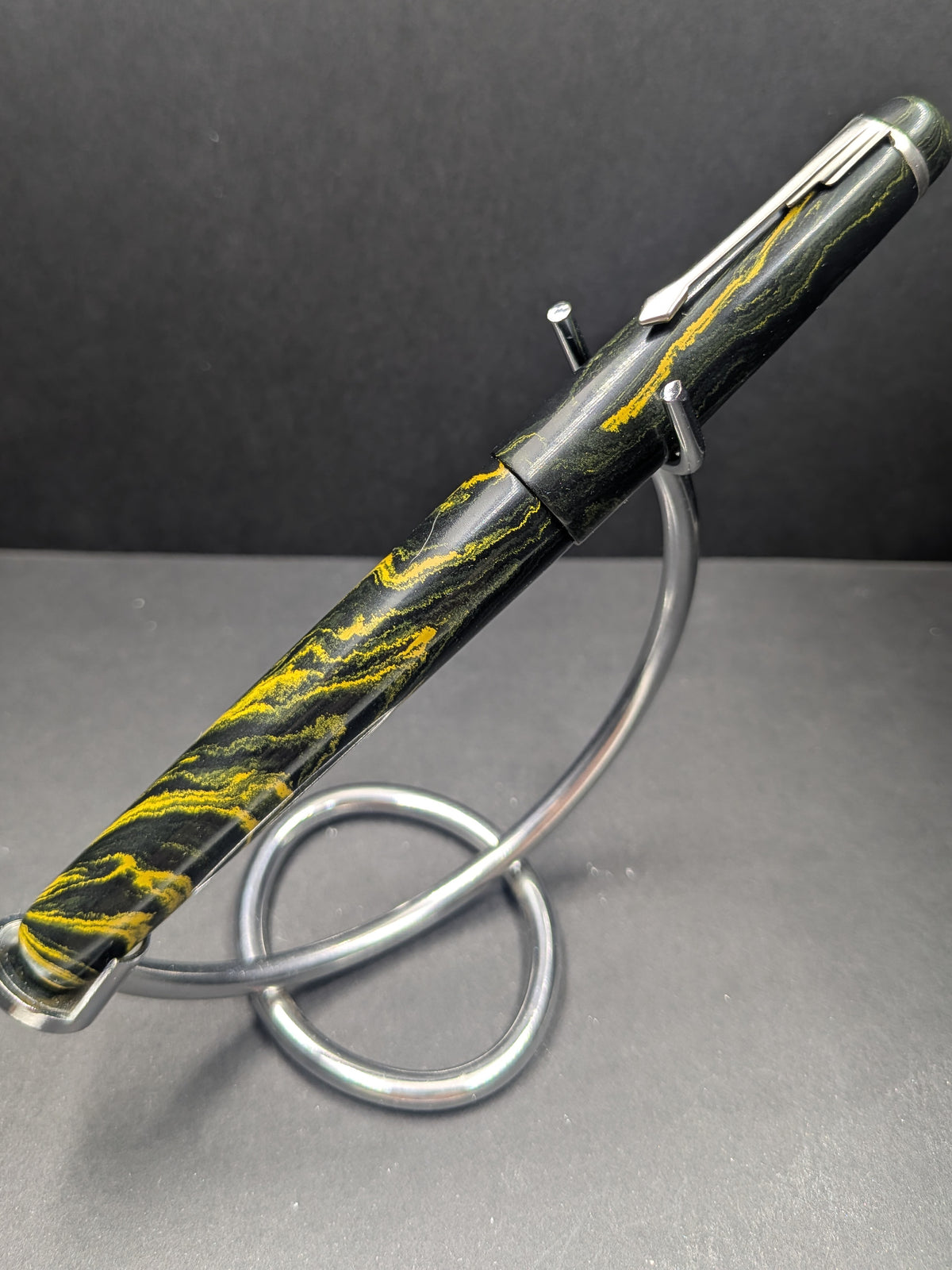 F24 - The Americana - Black and Yellow mottled