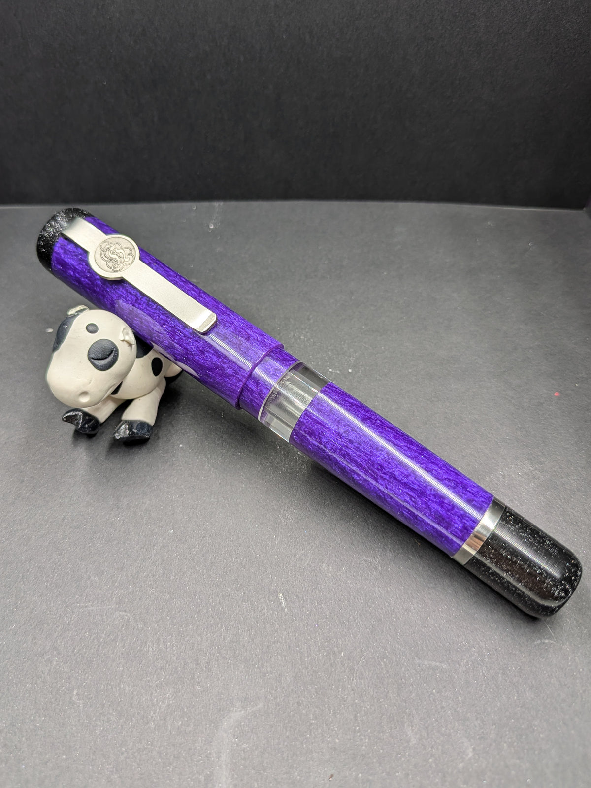 B46 - König - Blue Violet, Black Trim (Piston Filler)