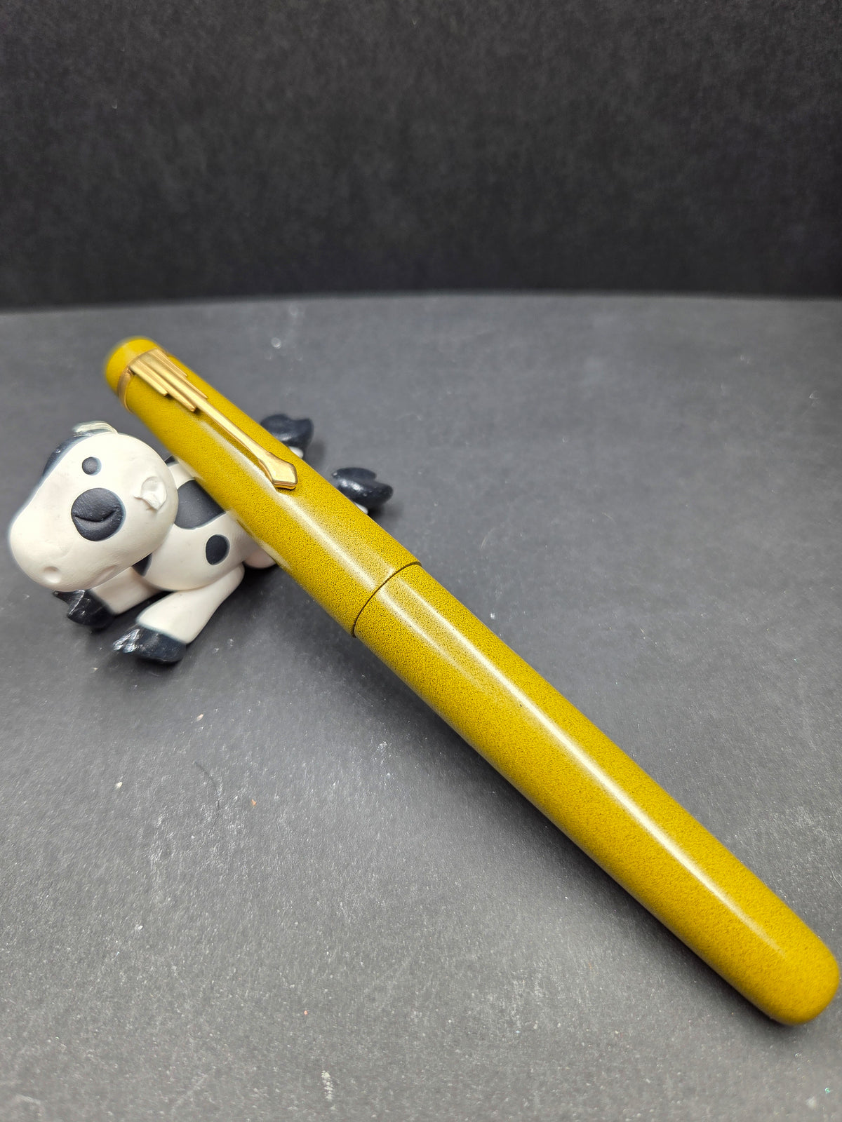 F14 - Americana Pro - Yellow Ebonite
