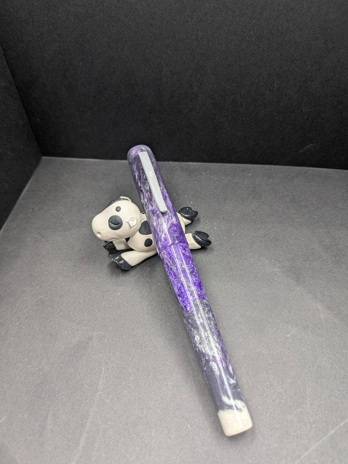 B24 - Purple and White