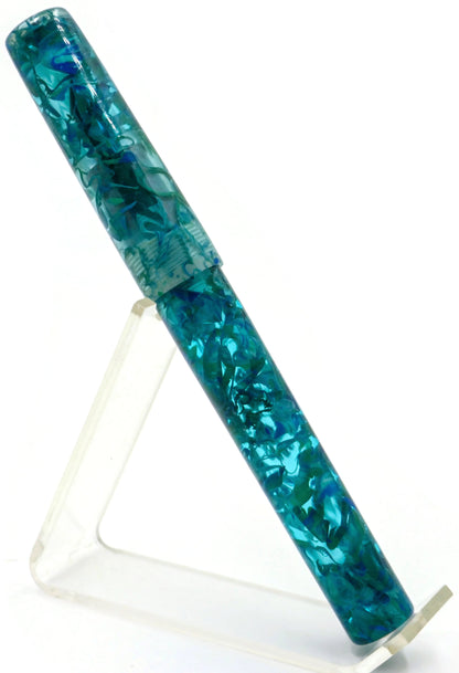 L36 - Evancio -Turquoise ribbon Demonstrator