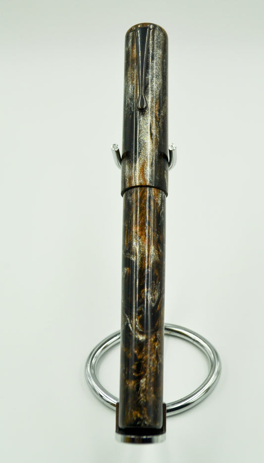 M566C - (Evancio) - Heimdallr resin - BOCK #8 Titanium B nib w-ebonite feed