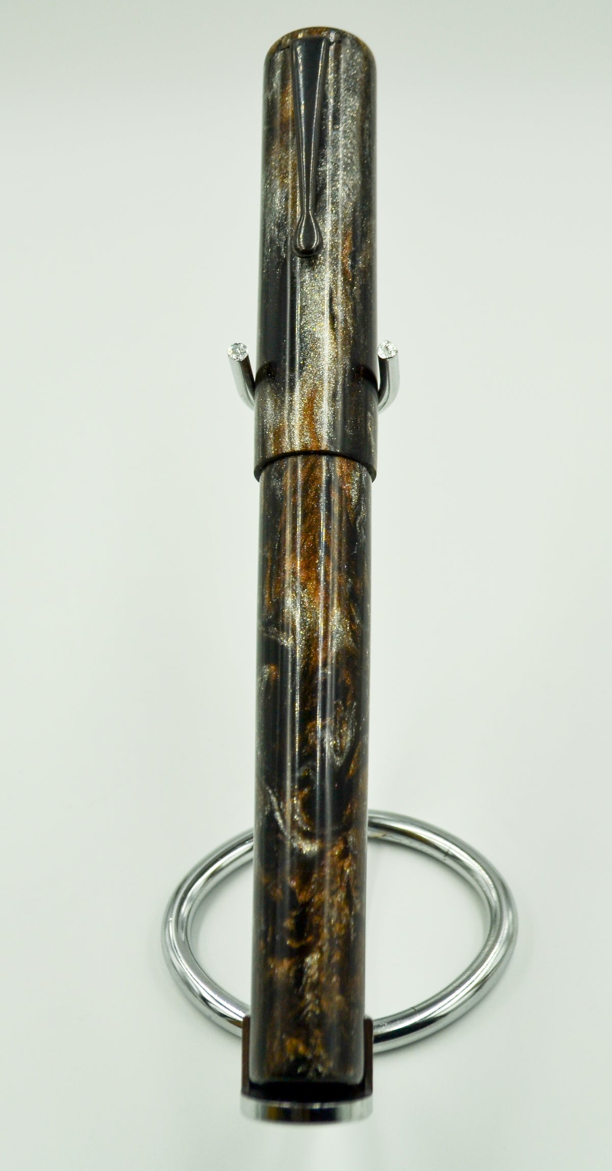 M566C - (Evancio) - Heimdallr resin - BOCK #8 Titanium F nib w-ebonite feed
