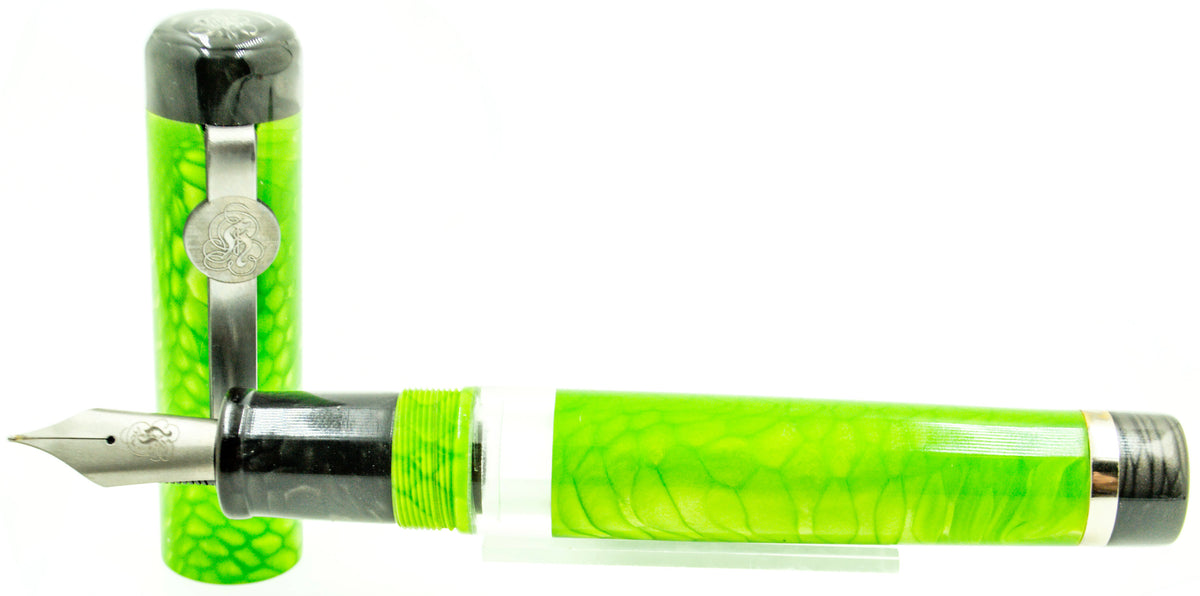 B46 - König - Juma Green Mamba and Carbon Black
