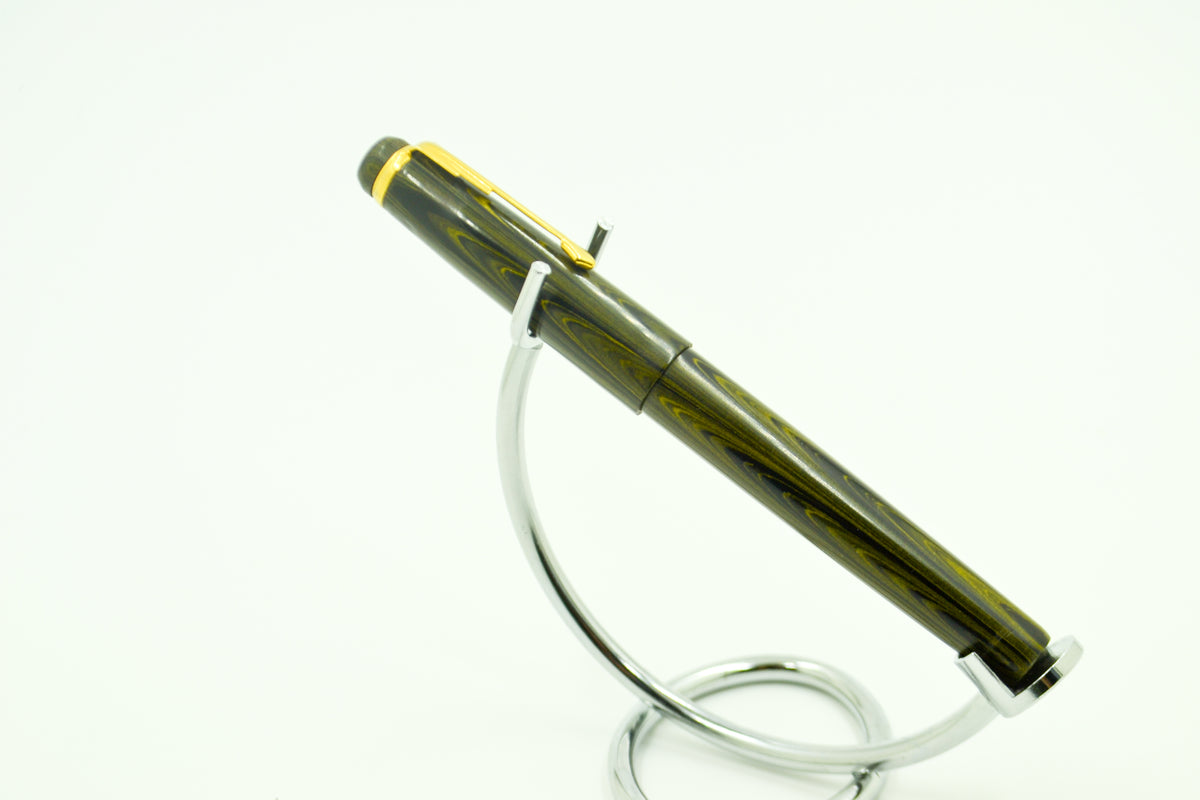 M614C - Americana Pro Black-Yellow Ebonite