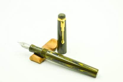 M614C - Americana Pro Black-Yellow Ebonite