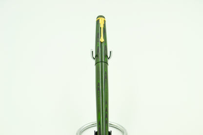 M613C - Americana Slim Black-Green Ebonite